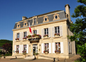 façade de la mairie de Port en Bessin-HUppain